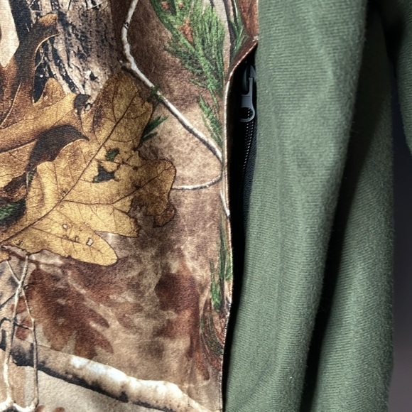 SPORTS AFIELD XL REALTREE CAMOUFLAGE AND GREEN SPORTS JACKET - Picture 6 of 12